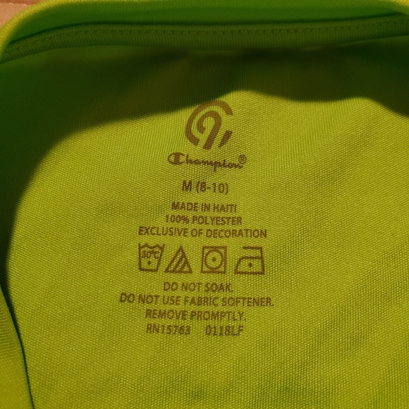 Boys Board Shorts & Rash Guard - Picture 6 of 6